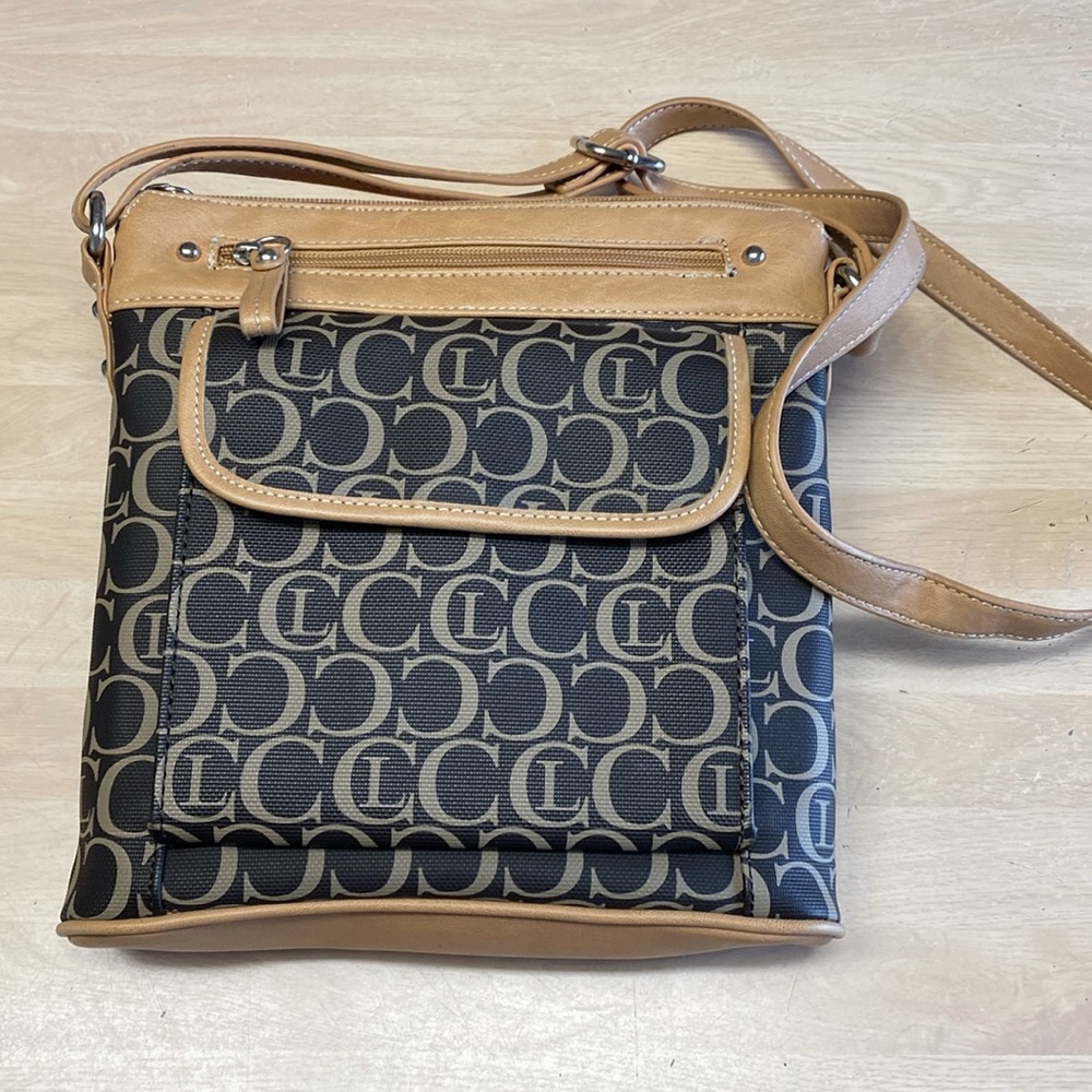CL Logo by Carryland Faux Leather Crossbody Purse Dk Brown/Tan 10”L x 10”W